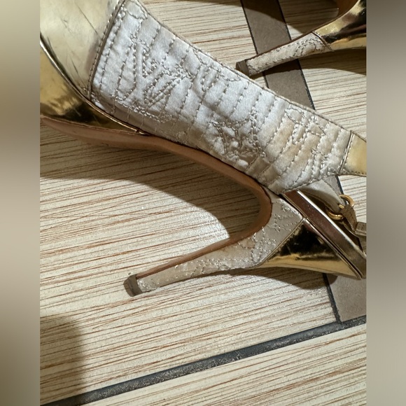 Louis Vuitton Satin Metallic Gold Motard Piccadilly Peep Toe Slingback Platform - Picture 5 of 13